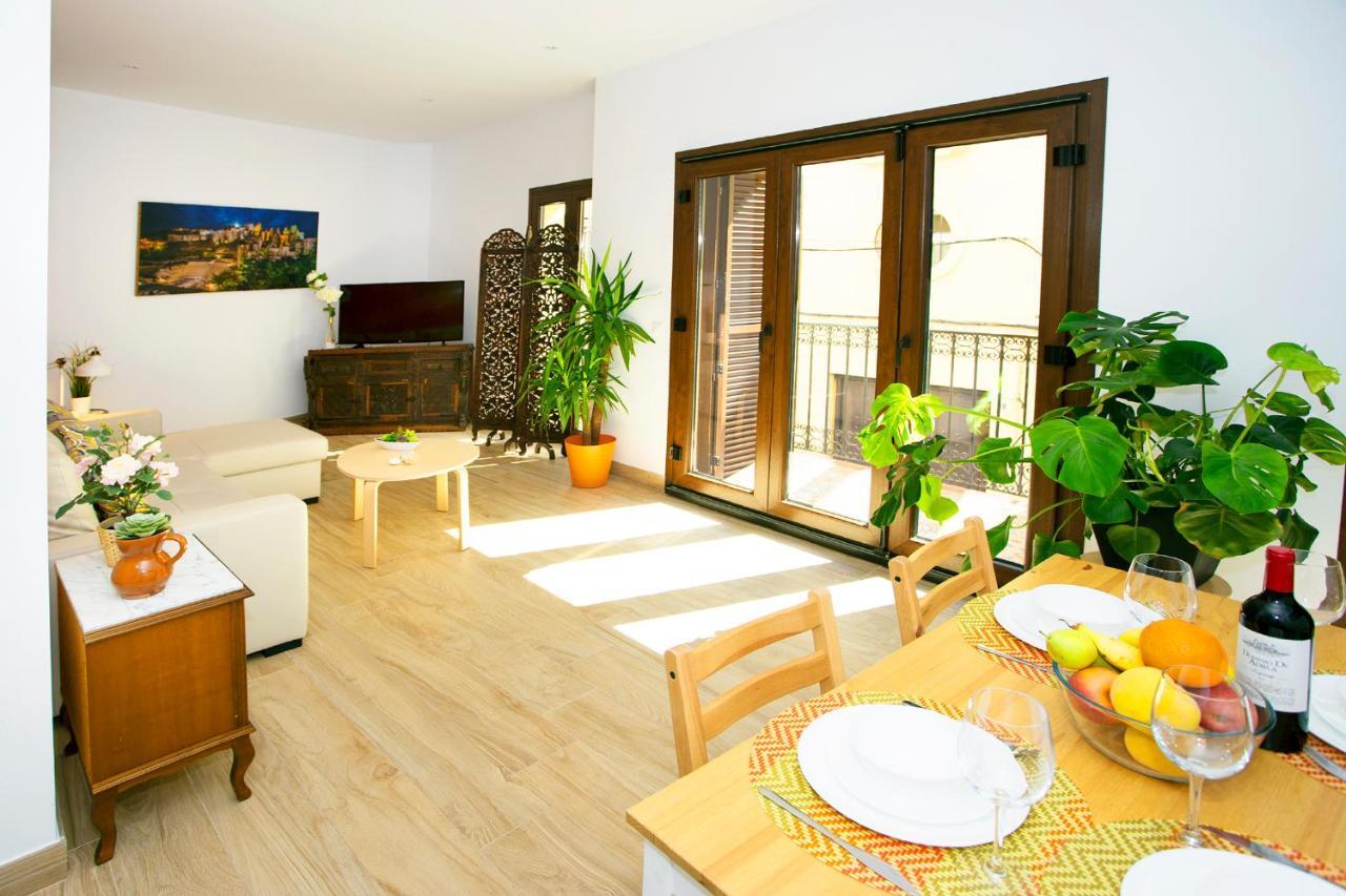 Апартаменты Fresh, Relax & Sun Historic Center Малага Экстерьер фото